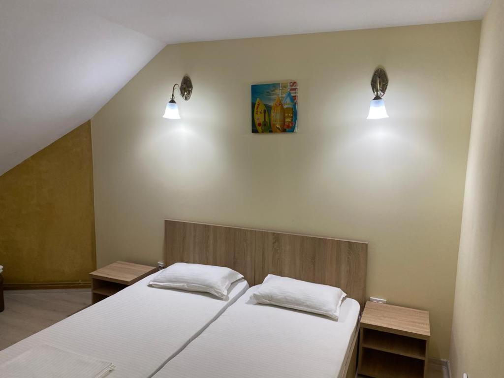 Pensiunea Casa Soarelui Simian Chambre photo